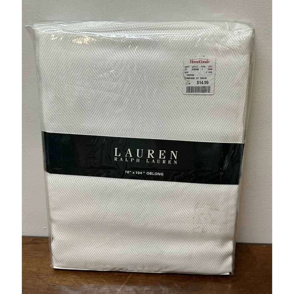 RALPH LAUREN Harrison White Cotton Blend Tablecloth 70 x 104 Oblong NEW